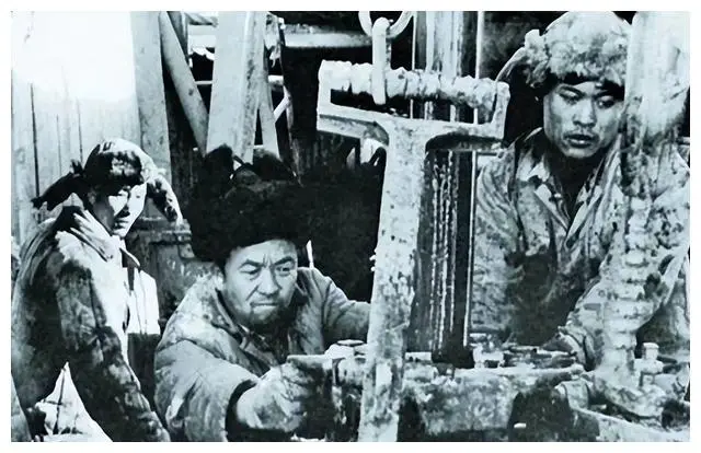 李四光大庆石油_李四光大庆油田故事_